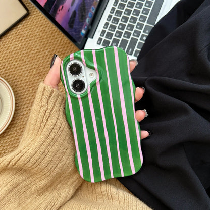 Fashion 2-in-1 Glossy Stripes iPhone Case – Slim Hard Back Cover with Wave Edges for iPhone 13–16 Pro Max, Comfortable Touch