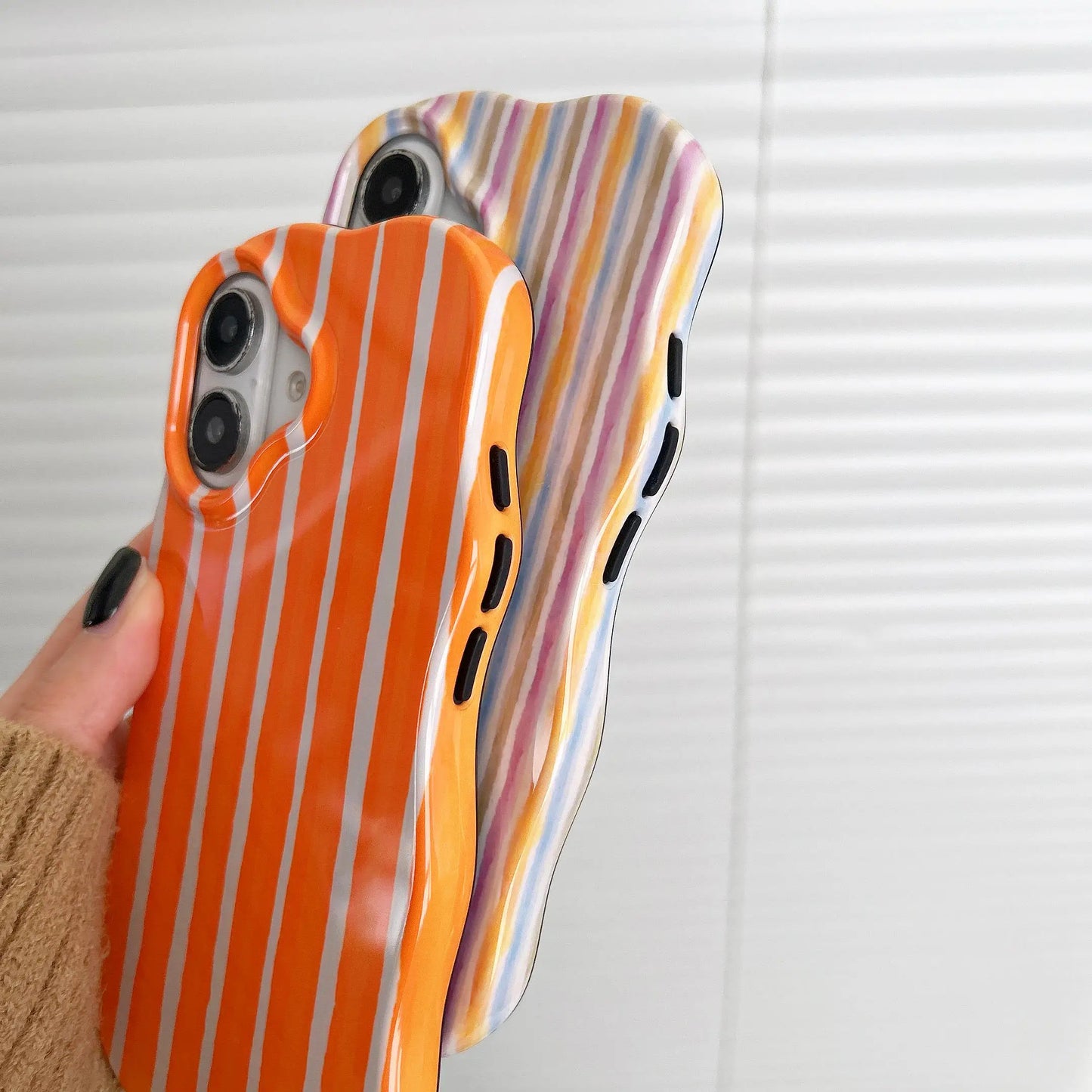 Fashion 2-in-1 Glossy Stripes iPhone Case – Slim Hard Back Cover with Wave Edges for iPhone 13–16 Pro Max, Comfortable Touch