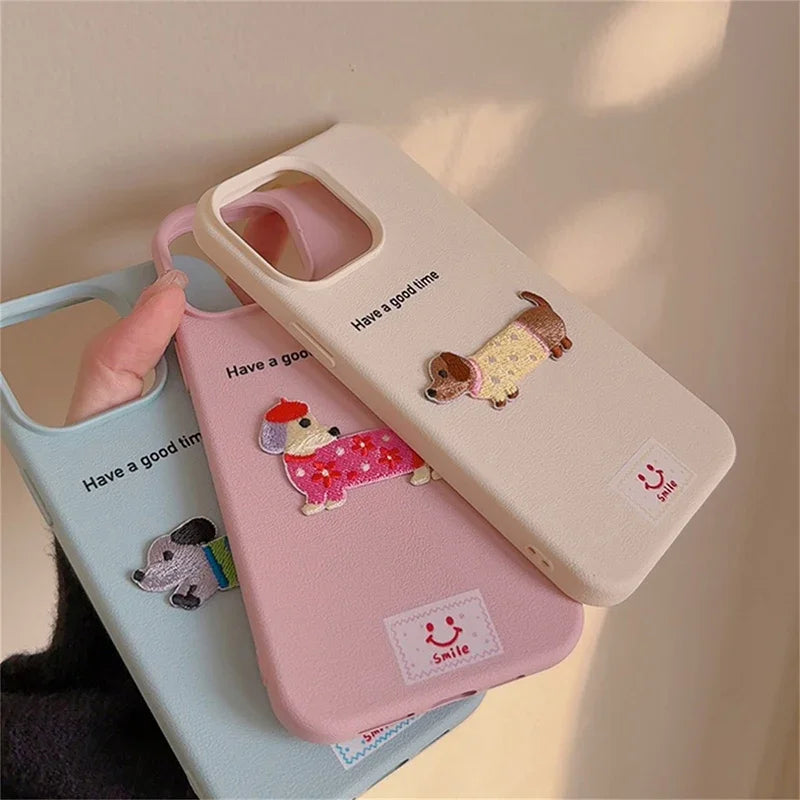 Cute Korean Dachshund iPhone Case – Litchi Pattern Soft Shockproof Cover for iPhone 11–16 Series, Pro Max