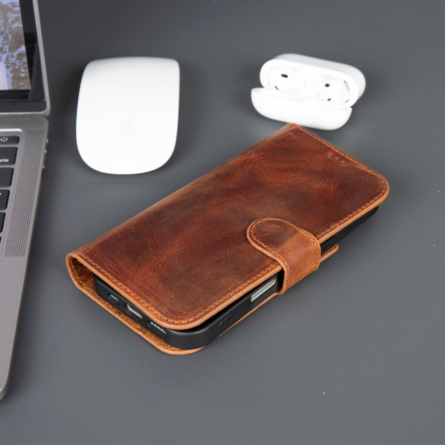 Casper iPhone 17 Leather Wallet Case – MagSafe Compatible-3